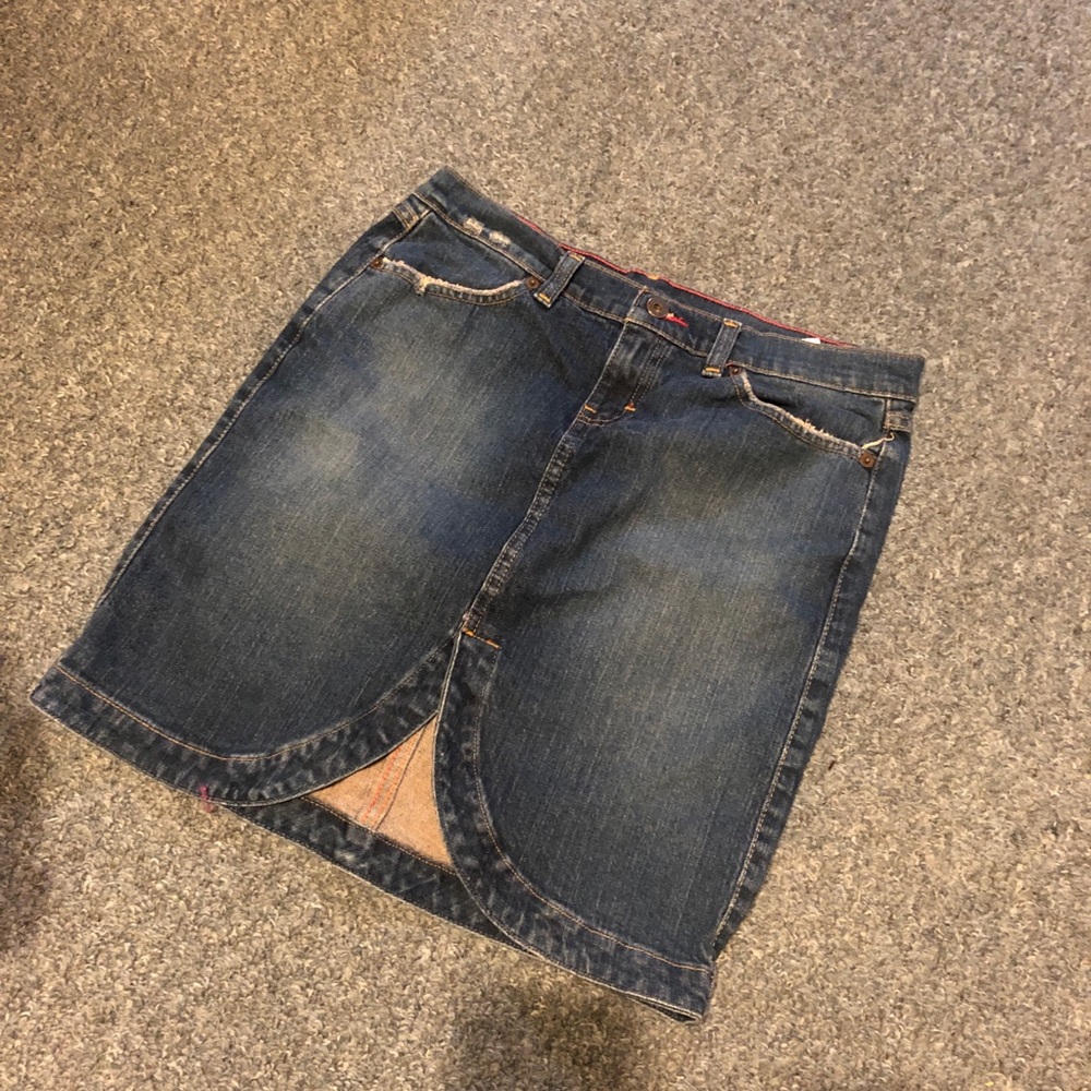Tommy denim skirt size 9
